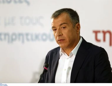 Σ.Θεοδωράκης: Όσοι πολεμούν τη λύση ταυτόχρονα υπερασπίζονται το «Δημοκρατία της Μακεδονίας» (βίντεο)